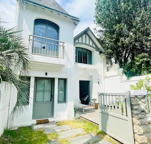 Вилла Mary-alex Ла-Боль-Эскублак